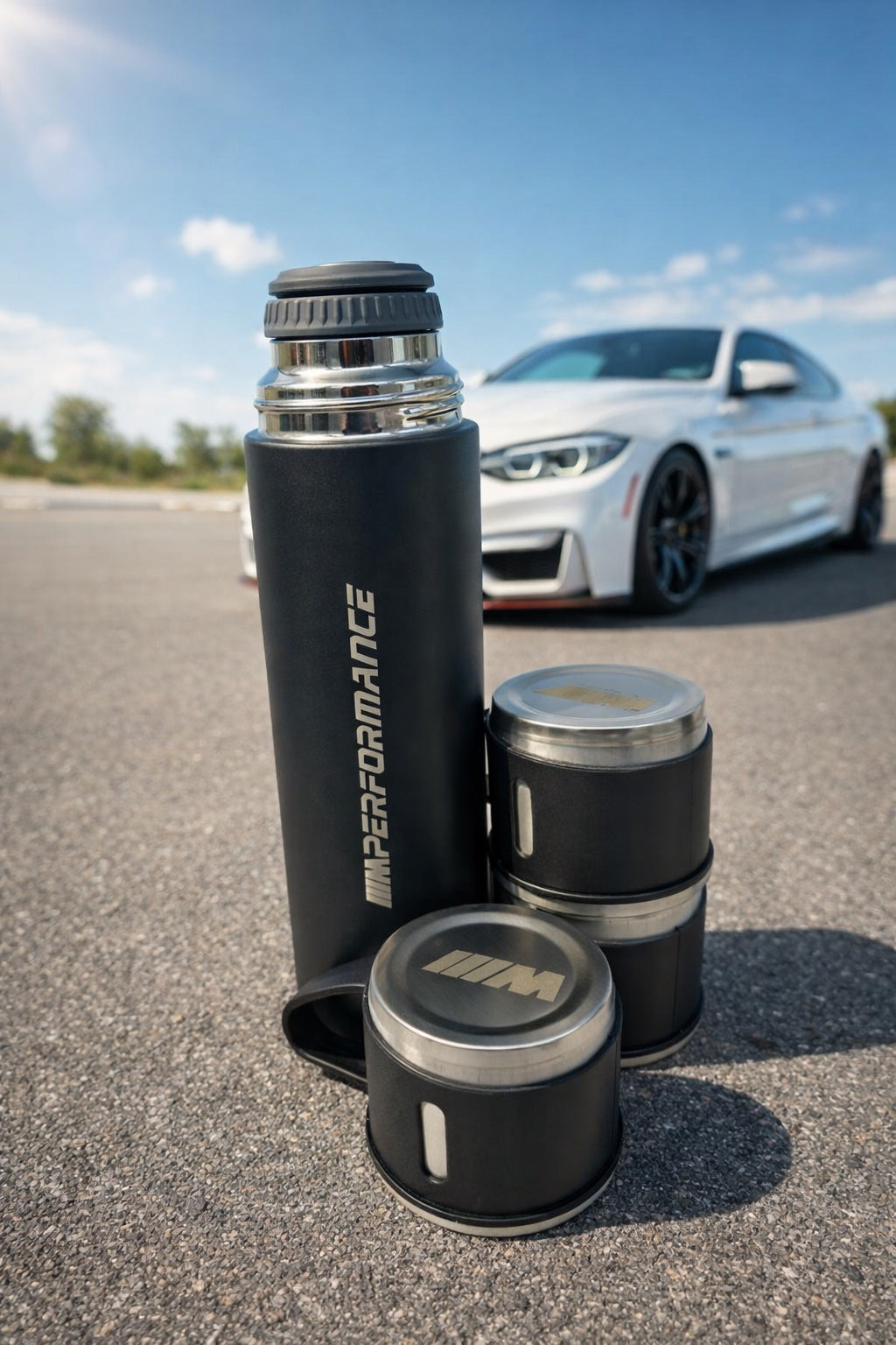 M Performance Laser Logo Thermos Set 500 ml – Insulated Flask with 3 Cups