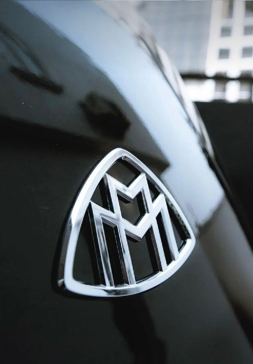 Luxury Maybach Emblem & Hood Ornament Set 5 Piece Premium Collection